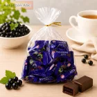 SweeTale Lady Smorodyna feketeribizli ízű zselés édesség kakaós cukrászati mázzal 500 g